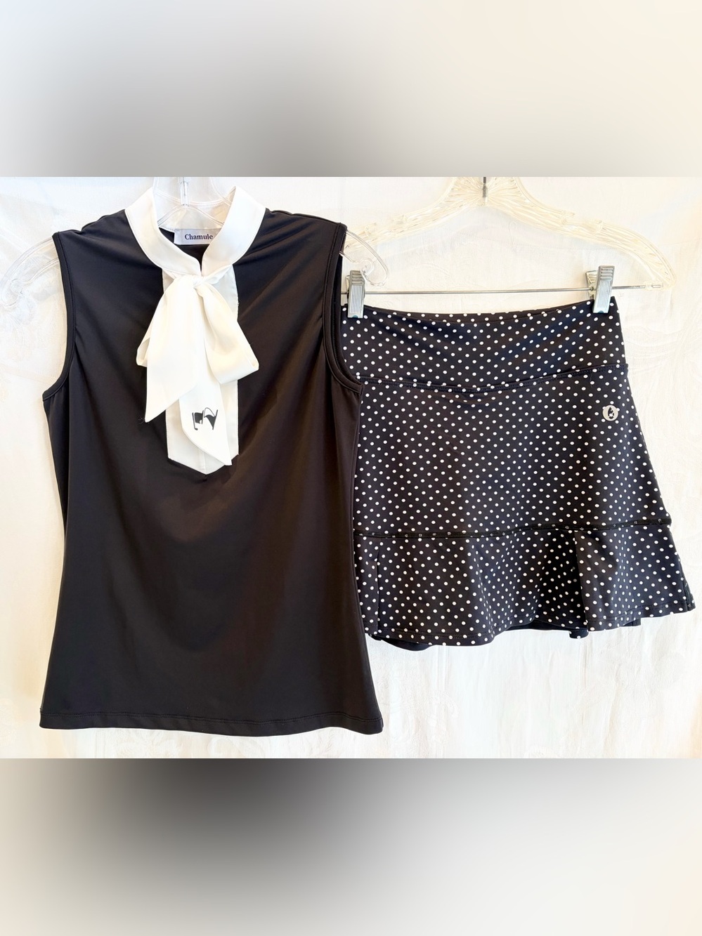 CHAMULE Black Sleeveless Top XS & DONA JO Black Dot Pickleball Skort 1 XS